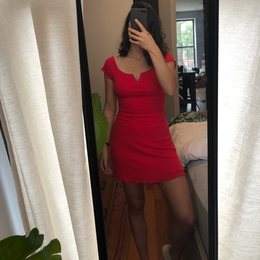 🧨 Urban Outfitters off the shoulder dress 🚨